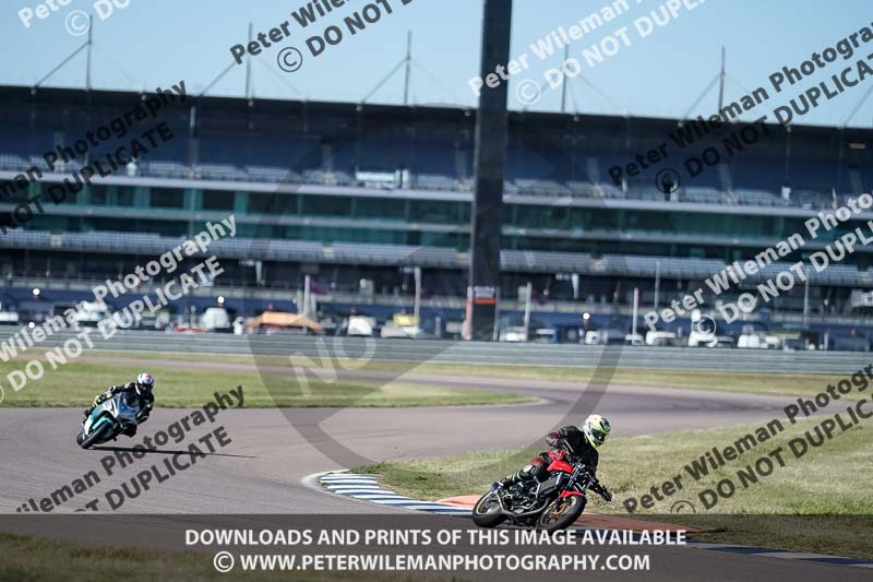 Rockingham no limits trackday;enduro digital images;event digital images;eventdigitalimages;no limits trackdays;peter wileman photography;racing digital images;rockingham raceway northamptonshire;rockingham trackday photographs;trackday digital images;trackday photos